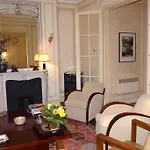 Prestigious 2 bedroom near Champs Elysées