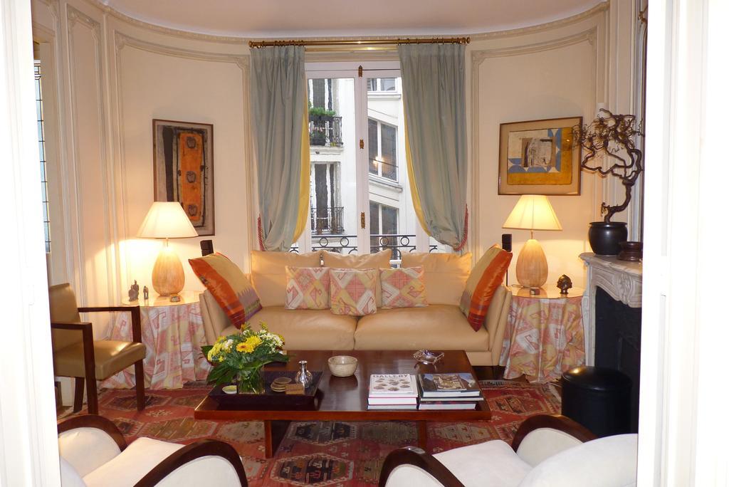 Prestigious 2 Bedroom Near Champs Elysees Appartamento *