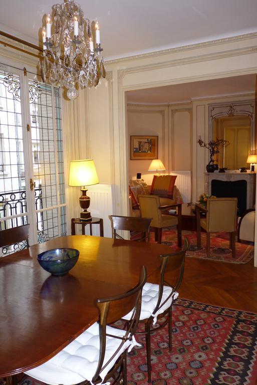 Prestigious 2 Bedroom Near Champs Elysees Appartamento *