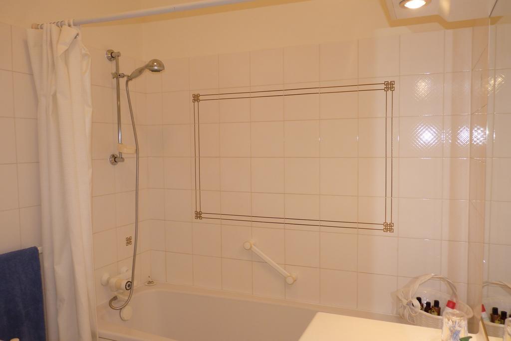 Appartamento Prestigious 2 Bedroom Near Champs Elysees Parigi
